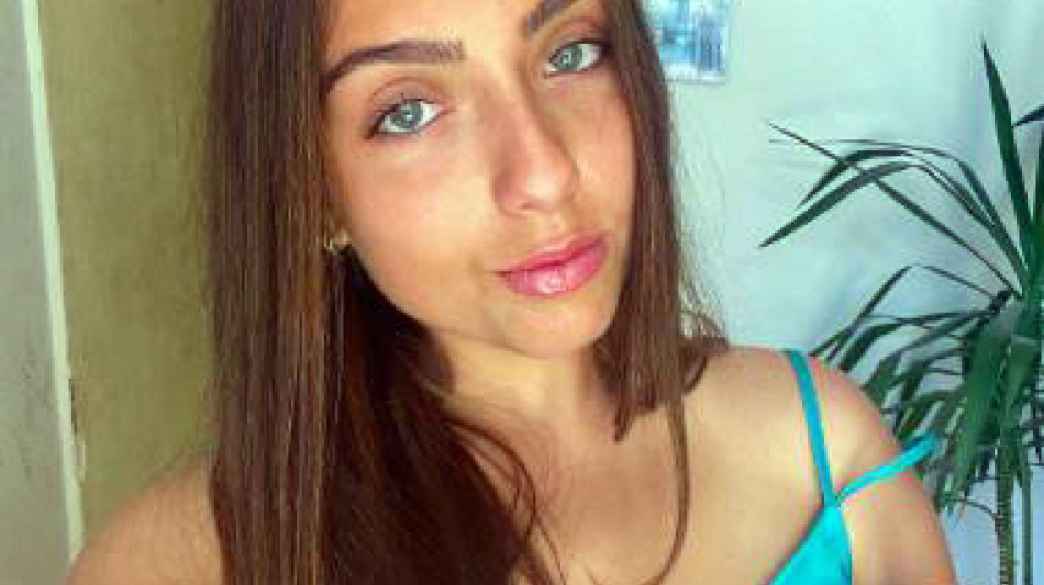 I genitori di Simona, 'vogliamo chiarezza, perché è morta?