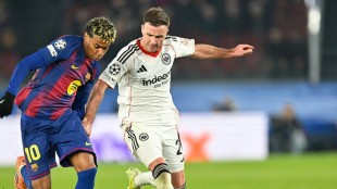 "Gutes Ausw&auml;rtsspiel": SGE sch&ouml;pft Mut aus Barca-Pleite