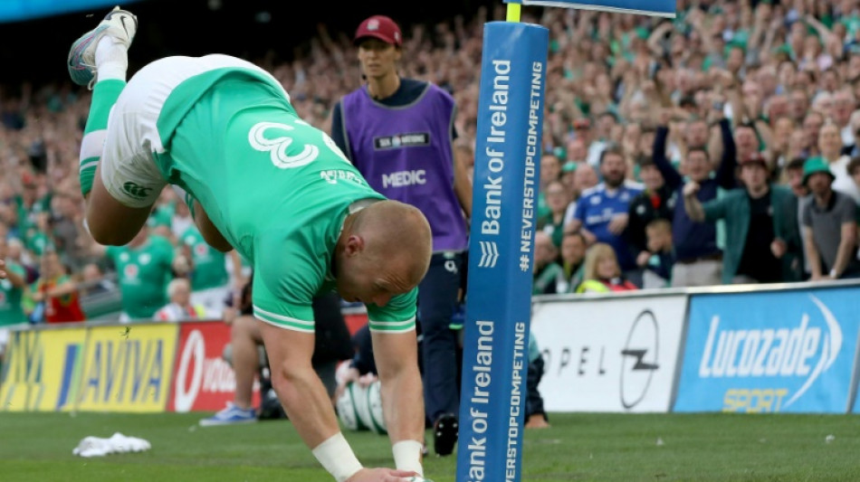 Irish 'legend' Earls retires from rugby