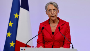 Macron no acepta la dimisi&oacute;n de la primera ministra francesa tras el fracaso electoral