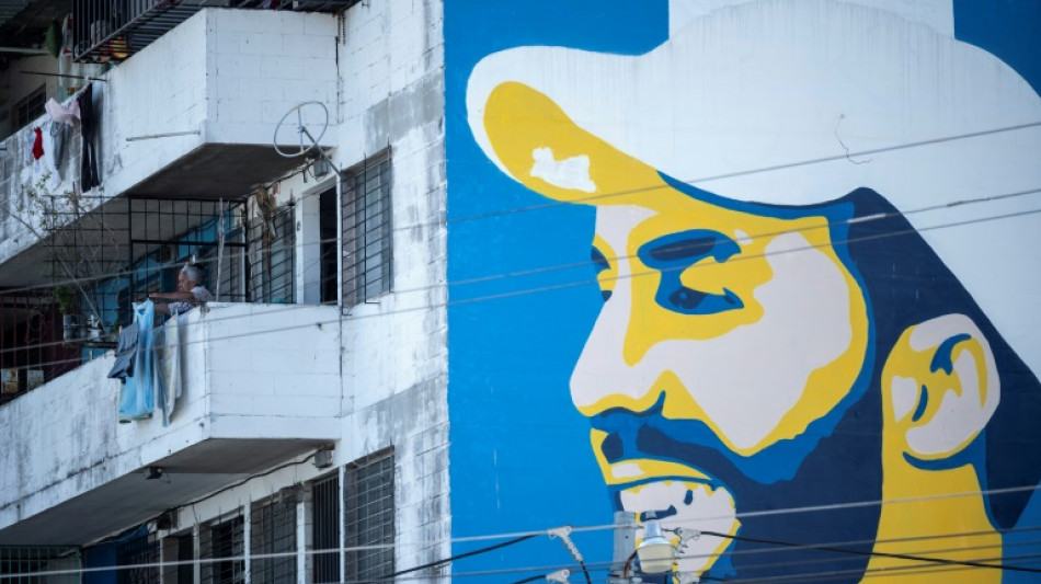 Bukele caminha para reelei&ccedil;&atilde;o ap&oacute;s guerra contra gangues em El Salvador