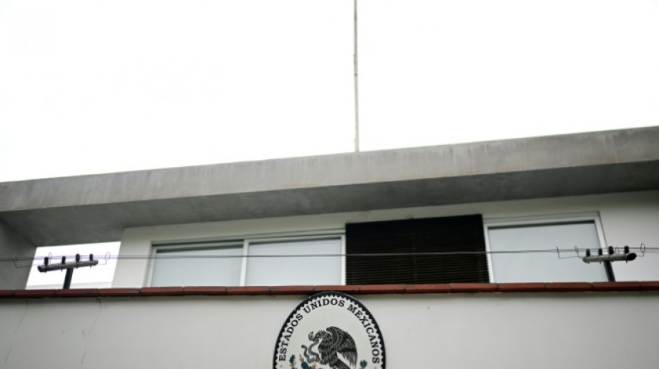 El presidente peruano, dispuesto a ingresar a la embajada mexicana a capturar a la ex primera ministra