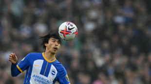 Kaoru Mitoma signs new Brighton deal