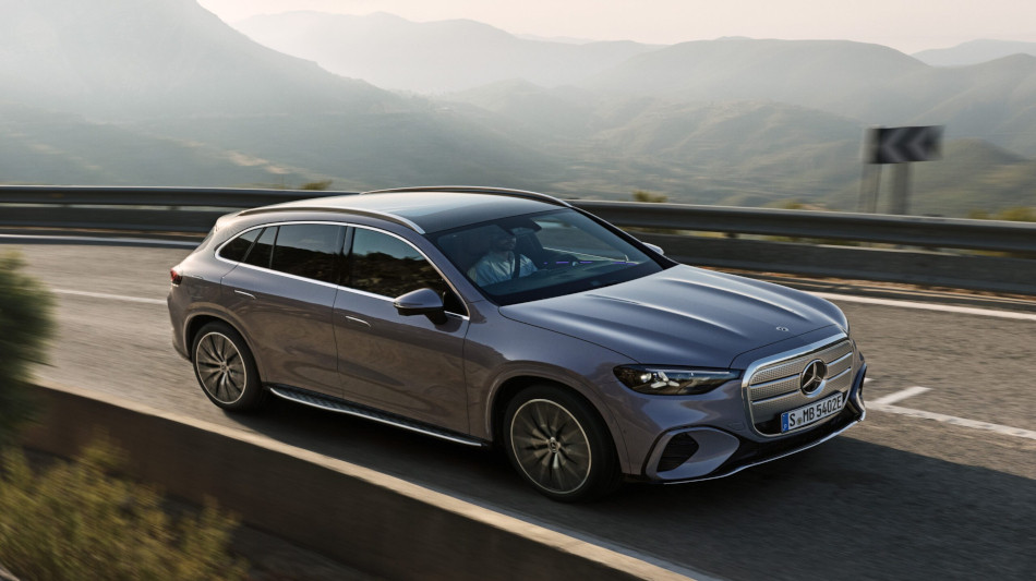 Prova della Mercedes GLC elettrica